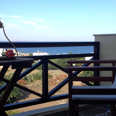Theodorou Hotel Azolimnos Luaran gambar