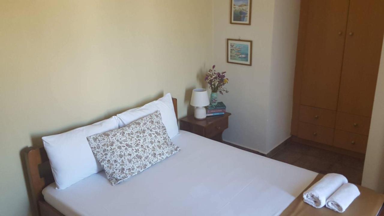 Theodorou Hotel Azolimnos Luaran gambar
