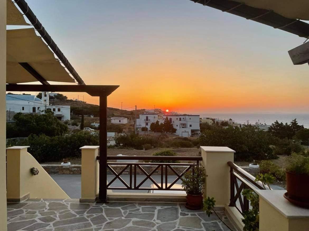 Theodorou Hotel Azolimnos Luaran gambar