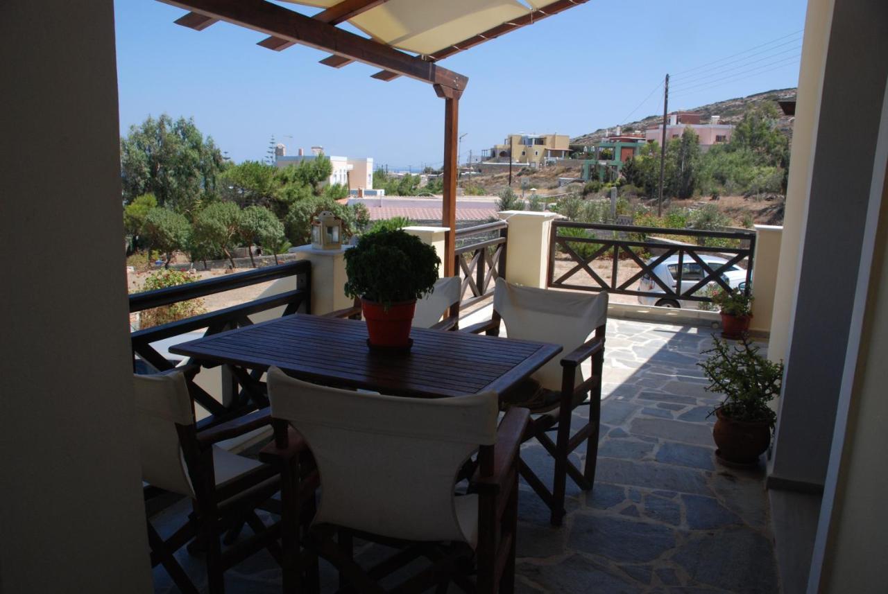 Theodorou Hotel Azolimnos Luaran gambar