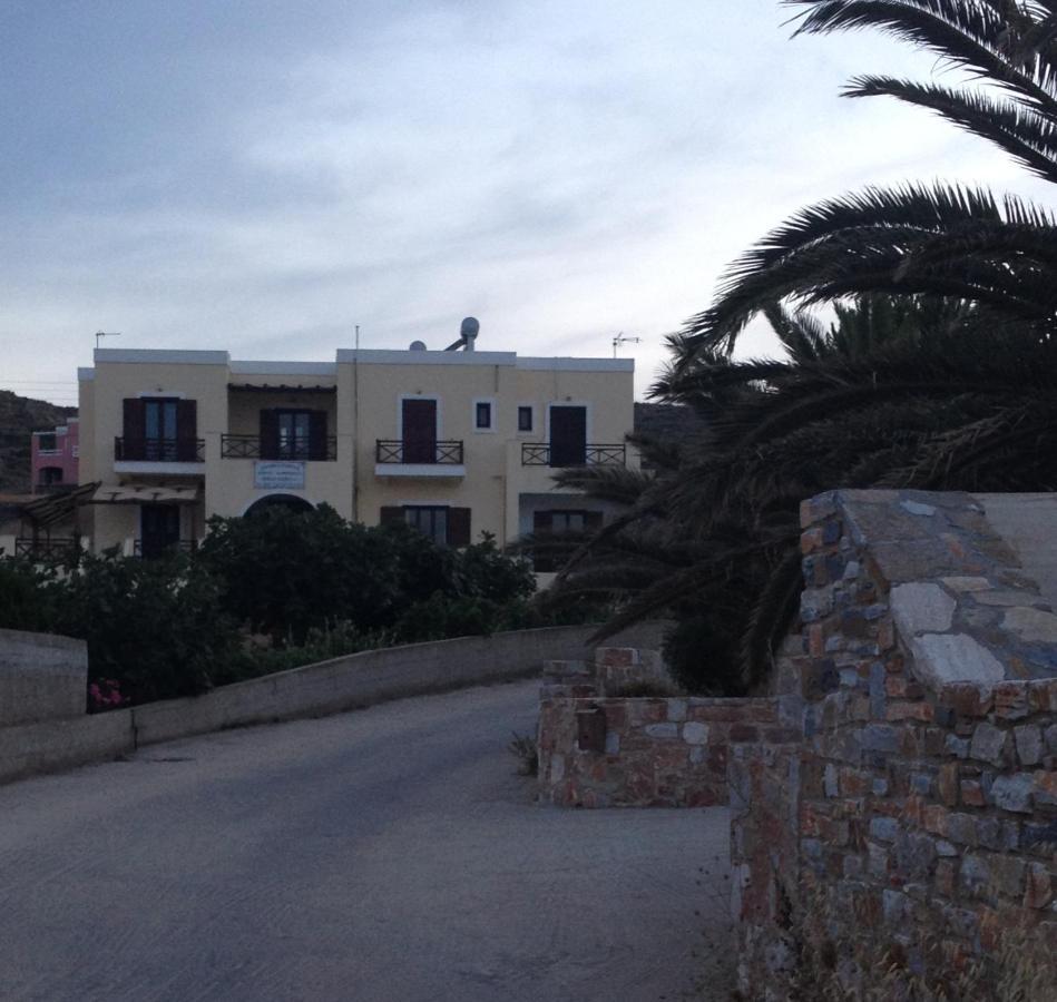 Theodorou Hotel Azolimnos Luaran gambar
