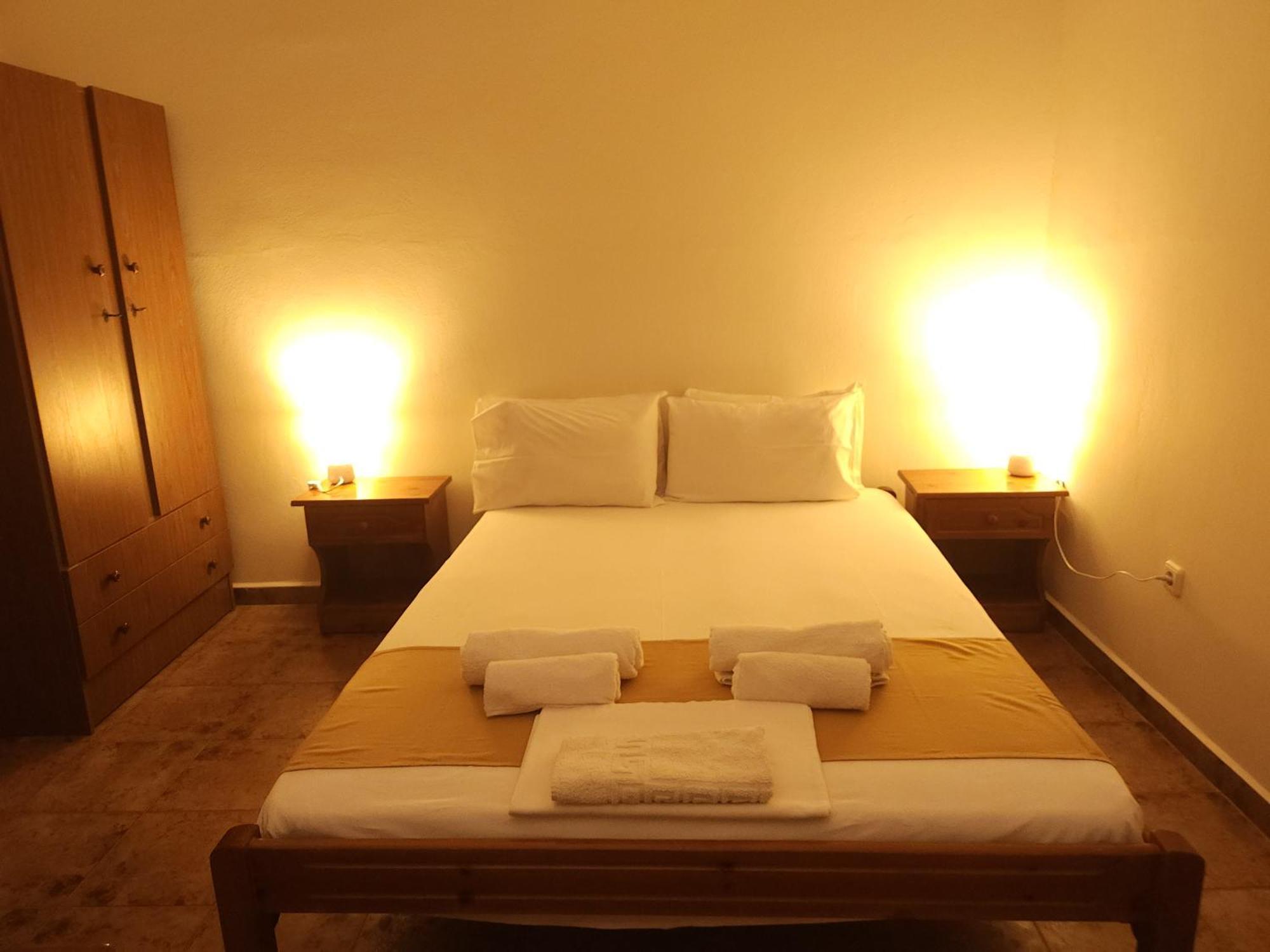 Theodorou Hotel Azolimnos Luaran gambar