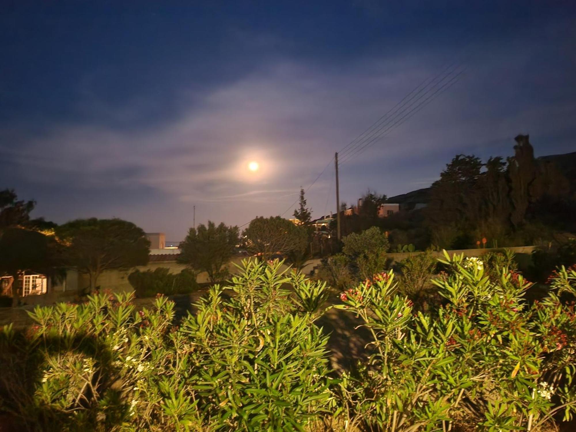 Theodorou Hotel Azolimnos Luaran gambar