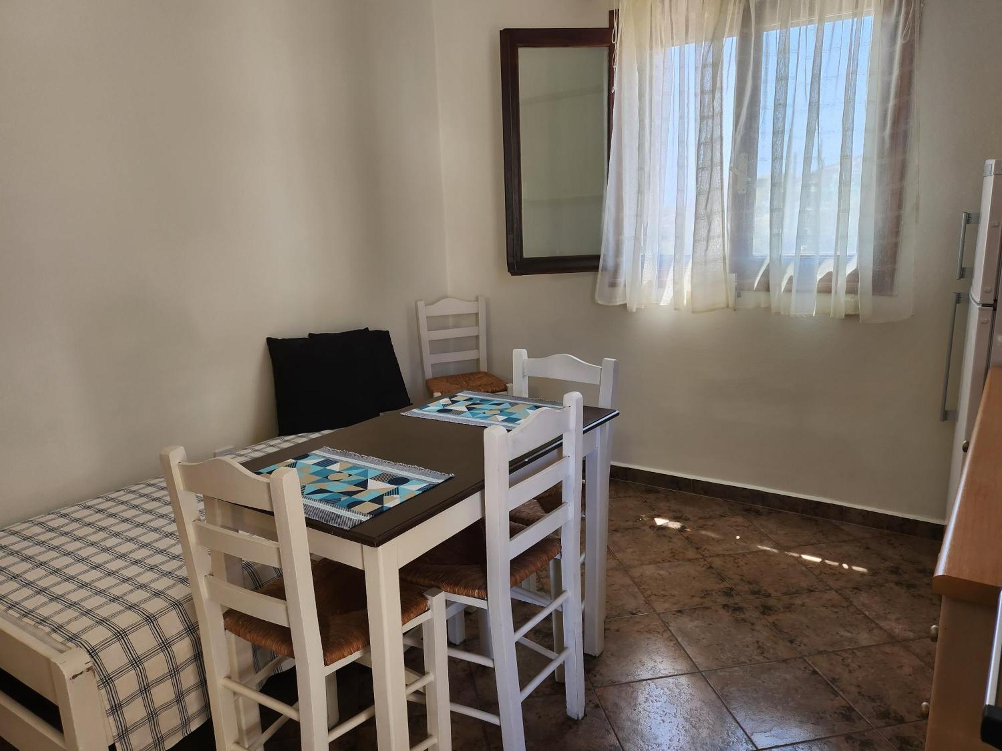 Theodorou Hotel Azolimnos Bilik gambar